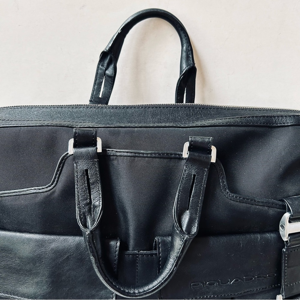 Piquadro Italian Leather & Nylon Unisex Briefcase Gently Used - Picture 15 of 16